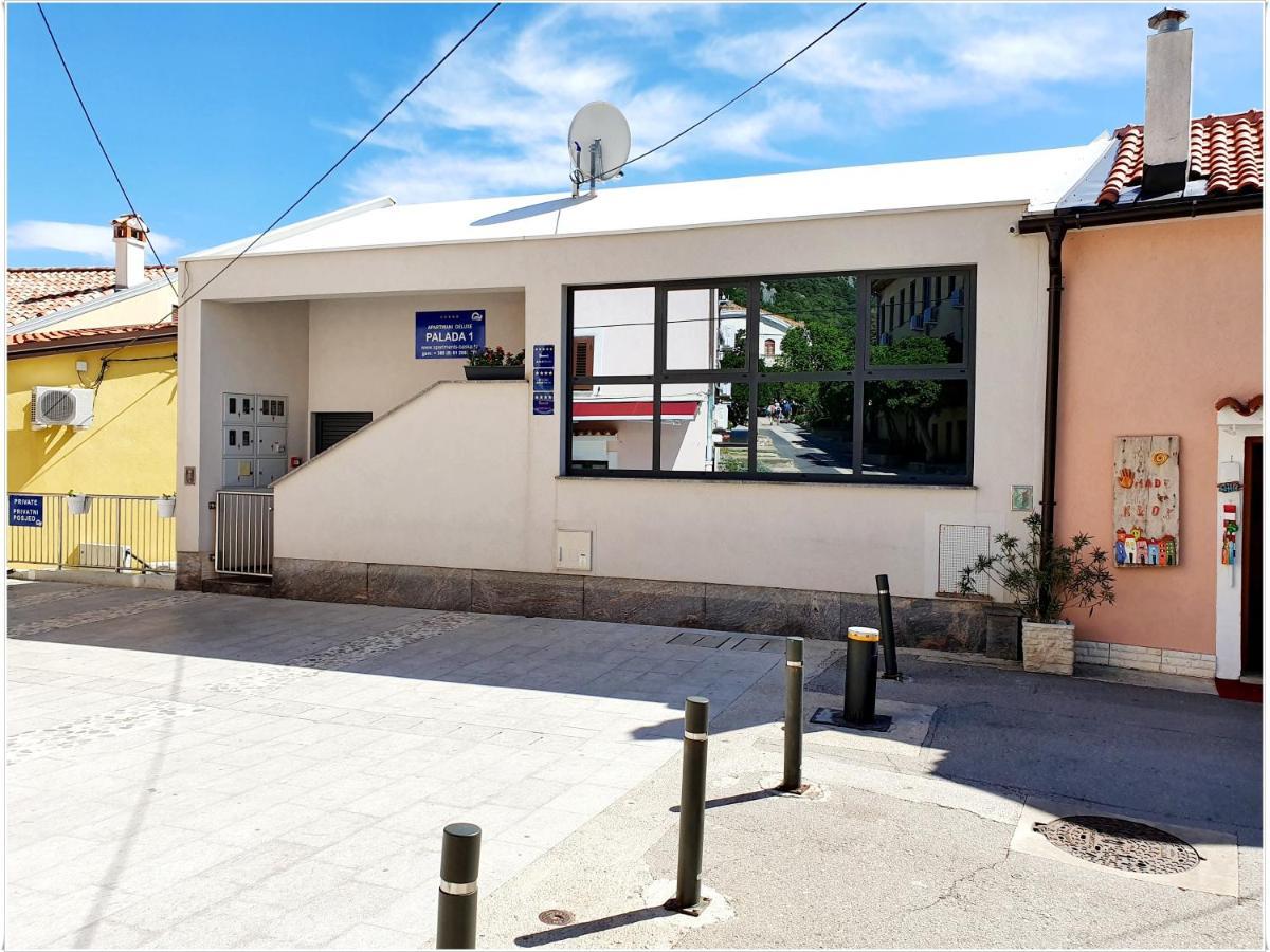 Apartments Palada 1 Baška Kültér fotó